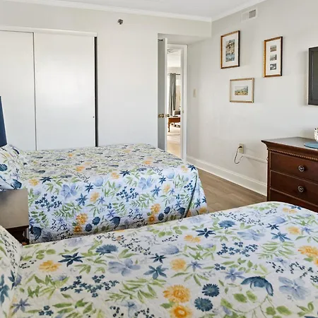 Oceanfront 2-Bedroom Condo At Marigot Beach-2
